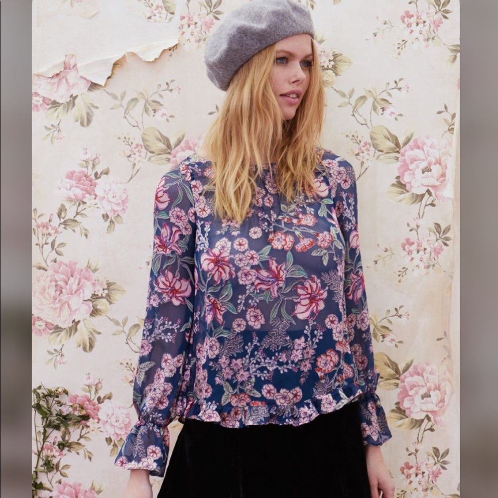 FL&L Flora Button Back Blouse